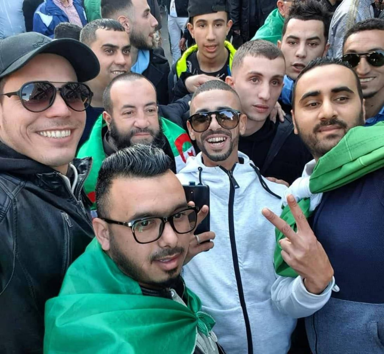 ناشطين في الحراك الشعبي (صورة أرشيف)