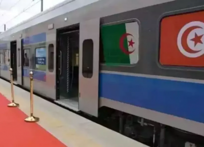 (الصورة: فيسبوك) قطار الجزائر تونس