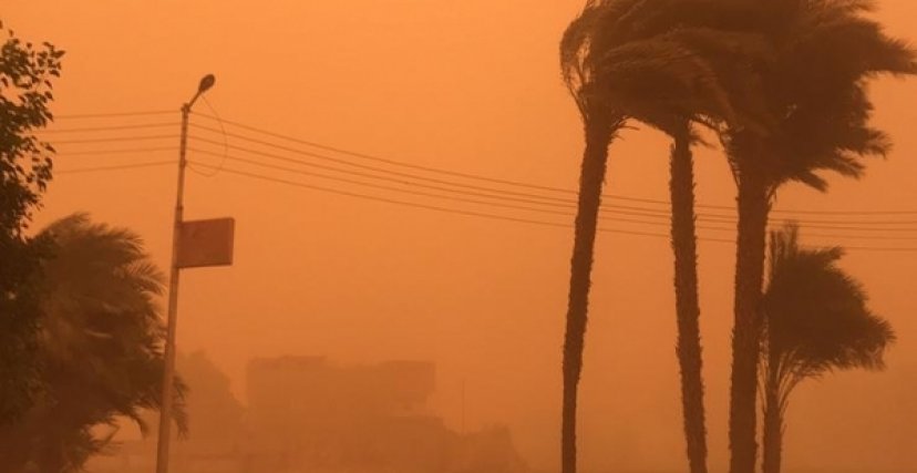  (فيسبوك/الترا جزائر) زوابع رملية في الجزائر