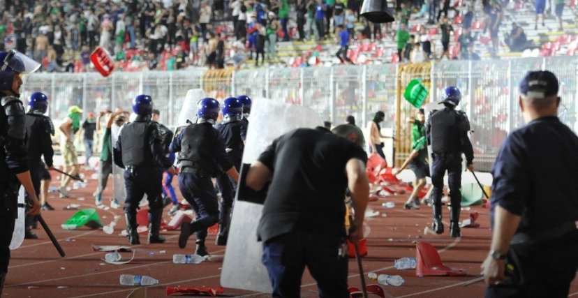 (الصورة: فيسبوك) أعمال شغب في ملعب الشهيد حملاوي