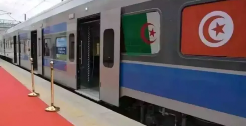 (الصورة: فيسبوك) قطار الجزائر تونس